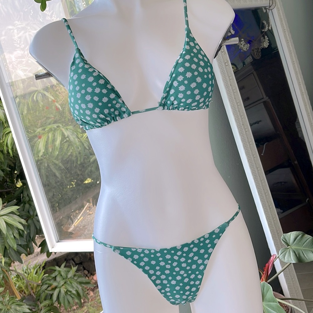 👙✨ Zaful bikini, size M/6, worn once